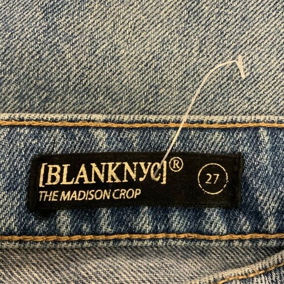 Blank NYC The Madison Crop High Rise Asymmetrical Button Closure Size 27 - Picture 12 of 13